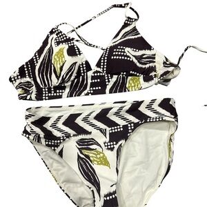 Calia Medium Black and White Patterned Bikini Set